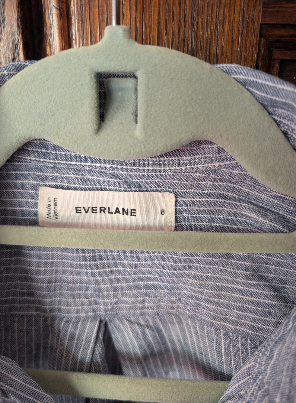 Everlane Woman's Linen Button Down Shirt - Picture 2 of 10
